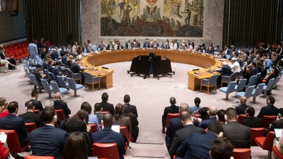 مجلس الأمن يرجئ التصويت على مشروع قرار حماية الملاحة في مضيق هرمز